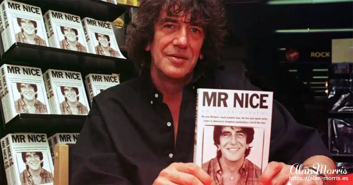 Howard Marks holding his book Mr Nice.