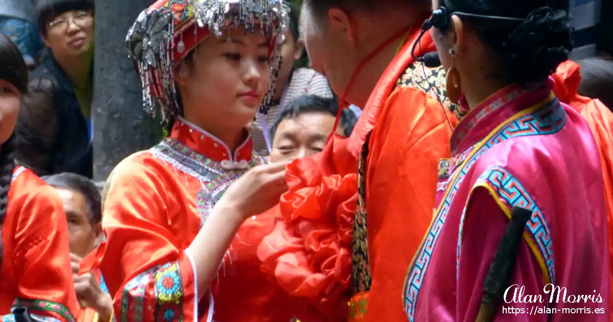 Getting married in the Xiling Gorge.