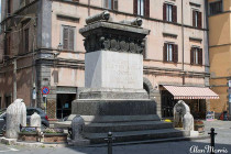 Memorial to The Fallen in Bagnoregio, Italy.