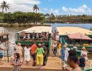 Tour boat at a pontoon on the Wailua River