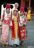 Alan Morris with 3 Chinese ladies in the Forbidden City Alan Morris with 3 Chinese ladies in the Forbidden City