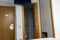 Small room in Hostal Viky, Madrid.