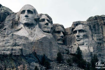 Mount Rushmore, Washington, Jefferson, Roosevelt, Lincoln.