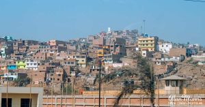 Shanty town nearthe Pachacamac complex.