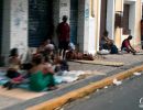 People living, sleeping & eating on the streets of Recife.