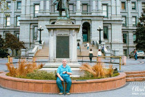 Alan Morris in front of the Denver Capitol building.