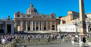 Saint Peter's Square, Vatican, Rome.