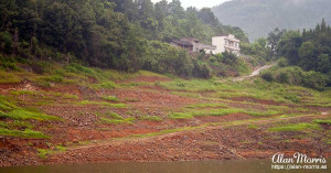 Building in the countryside along the side of the Shennong Stream. Building in the countryside along the side of the Shennong Stream.