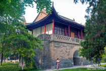 Pagoda on the grounds of the Small Wild Goose Pagoda in Xi´an.