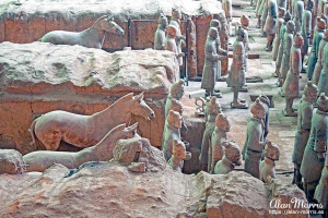 Terracotta figures in Pit One of the exhibition near Xi´an. Terracotta figures in Pit One of the exhibition near Xi´an.