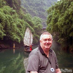 Alan Morris by the Xiangxi River in the Xiling Gorge