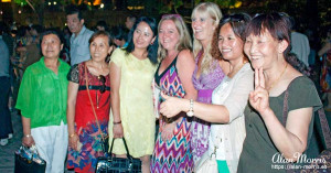 Tracy Good & Melanie Lunn surrounded by Chinese girls. Tracy Good & Melanie Lunn surrounded by Chinese girls.