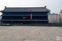 Watchtower on the wall around Xi´an.
